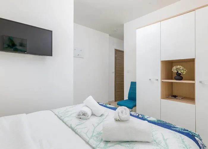 Διαμέρισμα Lovely In *